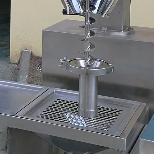 Auger Filling Packing Dry Powder Packaging Machine With Screw Conveyor