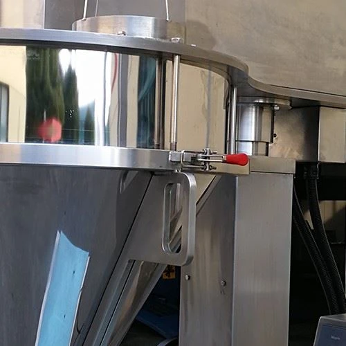 Auger Filling Packing Dry Powder Packaging Machine With Screw Conveyor
